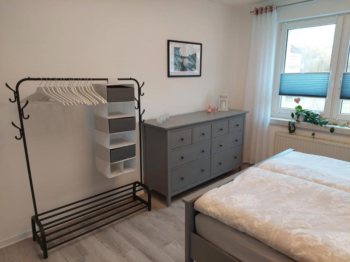 Helles Modern Eingerichtetes Apartment Halle  Buitenkant foto